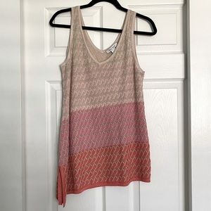 White House Black Market sleeveless sweater/shirt